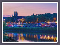 Breminale- buntes Treiben am Fluss