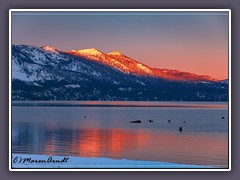 Lake Tahoe - Sonnenaufgang über den Berggipfeln