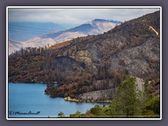 Whiskeytown Lake nach dem Wildfire Sommer 2018