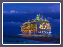 Und sie fahren hinaus auf das Meer  Navigator of the Seas