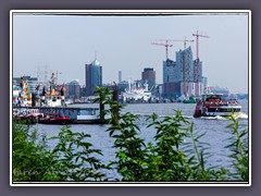 Blick auf die Elbphilharmonie