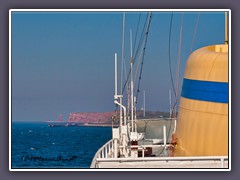 Mit dem Ausflugsdampfer  Helgoland erreichen