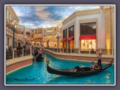 Shopping Mall im Venetian mit Gondeln