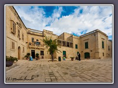 Mdina - Pjazza Mesquita - Mdina Experience