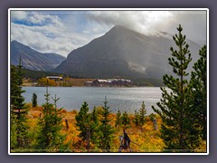 Many Glacier Hotel am Swiftcurrent Lake