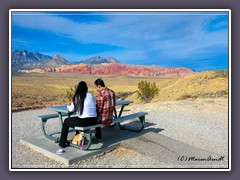 Vor großer Kulisse - rasten am Red Rock Canyon 