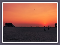 St Peter Ording - Pfahlbauten, die direkt am Strand stehen