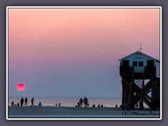 St Peter Ording - rote Sonne am Strand