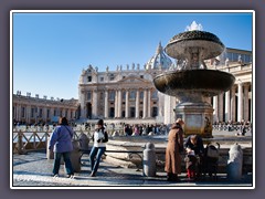 Piazza San Pietro - Fontana San Pietro
