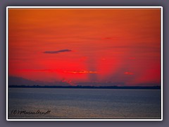 Sonnenuntergang über der Ostsee - Blick vom Jachthafen Lohme