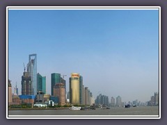 Blick vom Bund auf Pudong