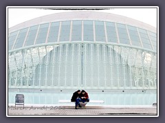 Touristen in der CAC - Ciudad de las Artes y de las Ciecias