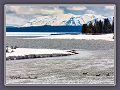 Yellowstone River - Yellowstone Lake