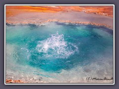 Kochendes Wasser am Firehole Spring