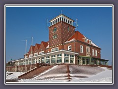 Gastronomie in Bremerhaven  die Strandhalle auf dem Weserdeich