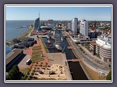 Sicht vom Radarturm über die Havenwelten