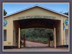 Einfahrt zum Ngorongoro Crater