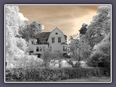 Infrarot - die Mackensen Villa in Worpswede
