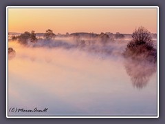 Sonnenaufgang - Blick zum Weyerberg